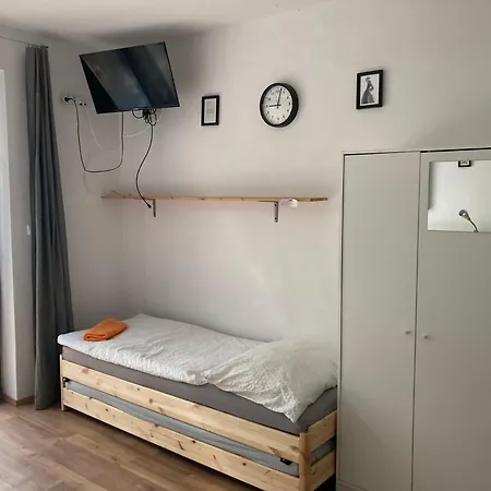 Kuk - 4 Loznice Villa Racice (Usti nad Labem)